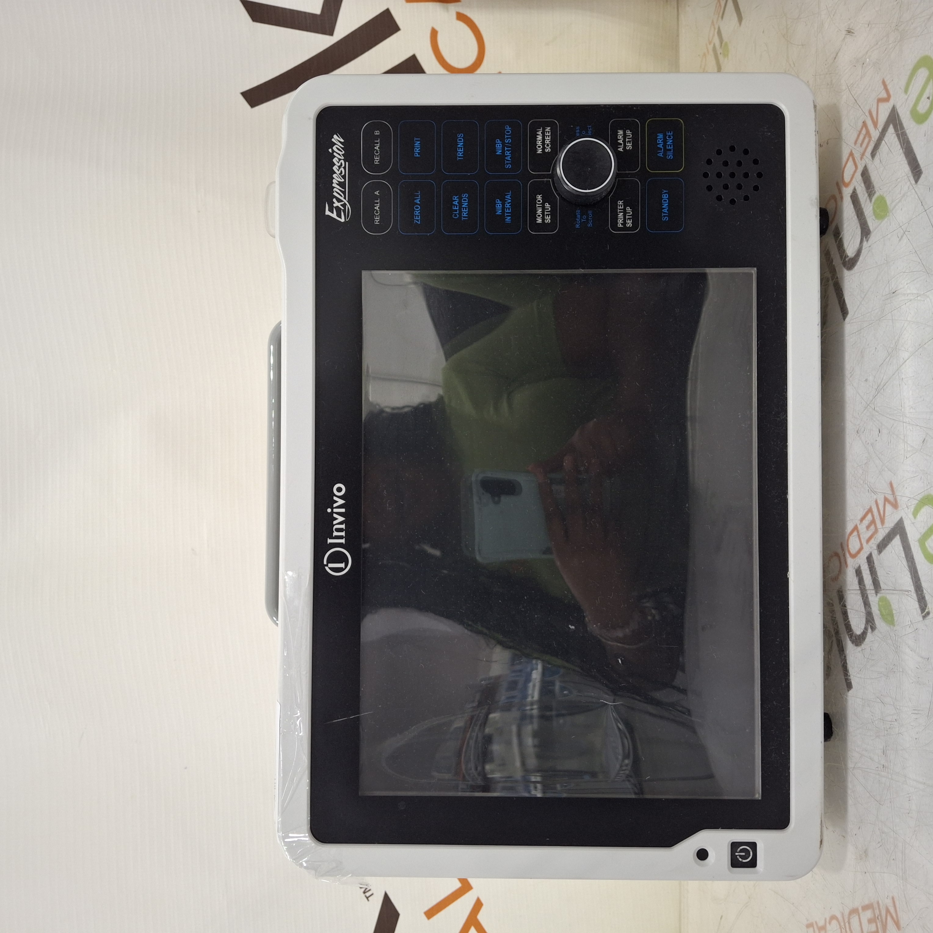Invivo MDE Expression MRI Patient Monitoring Syste | LabX.com