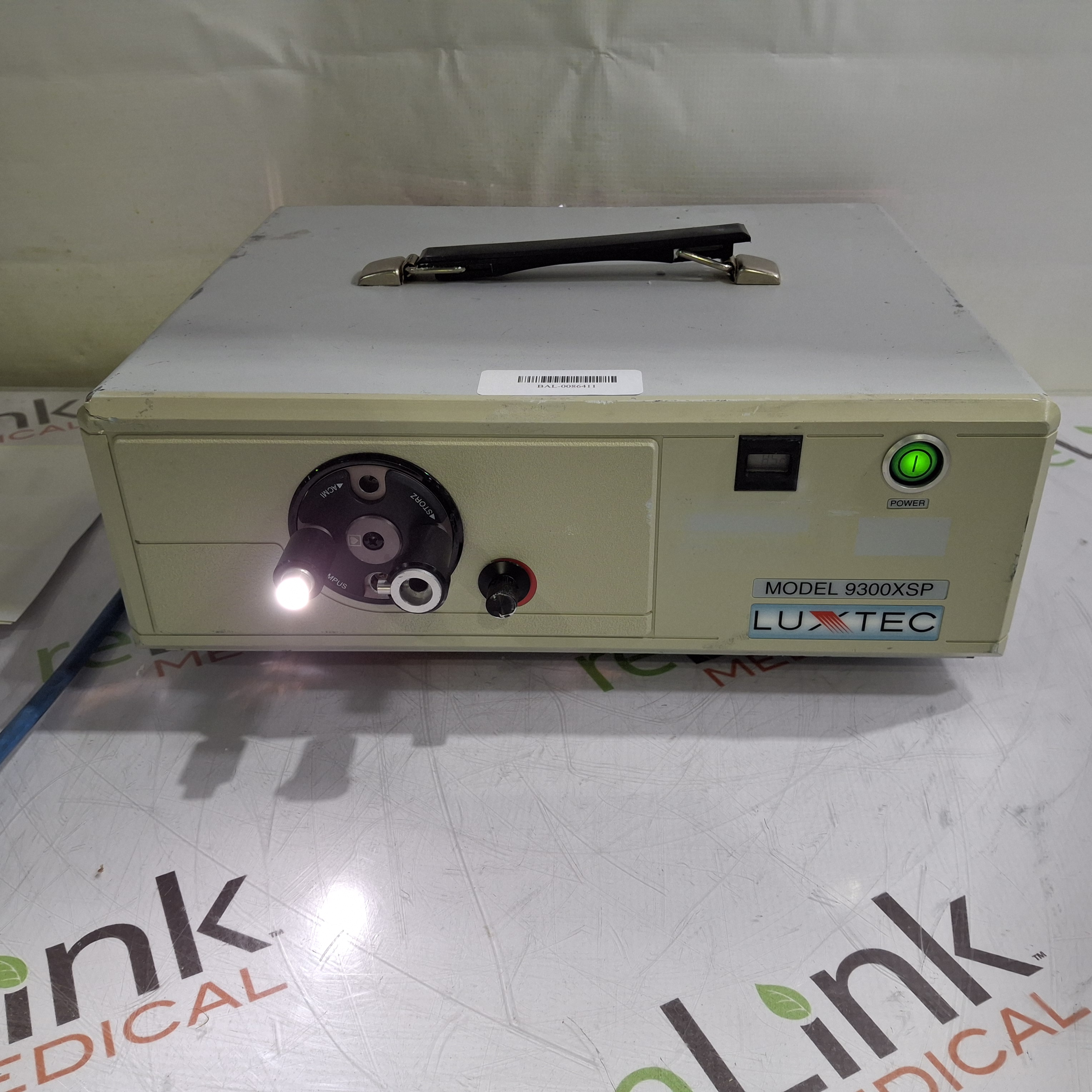 Luxtec 9300XSP Light Source | LabX.com